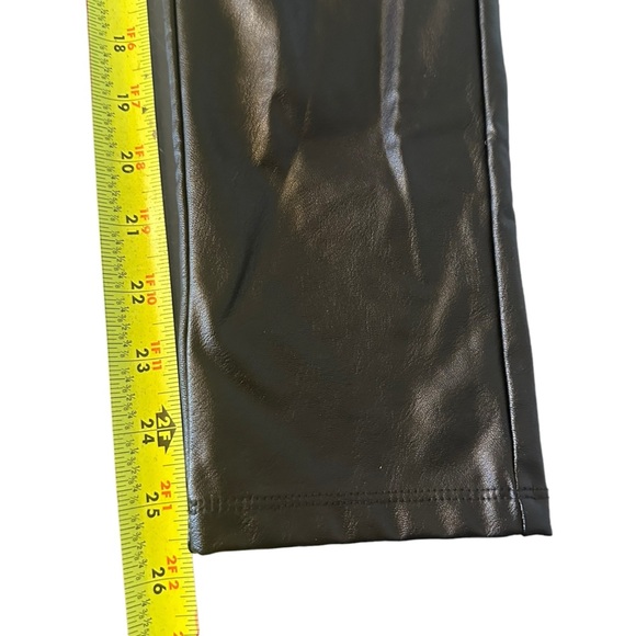 Kendall Kylie Black Legging Women's Medium Faux Vegan Leather Leggings Pants - Picture 6 of 7